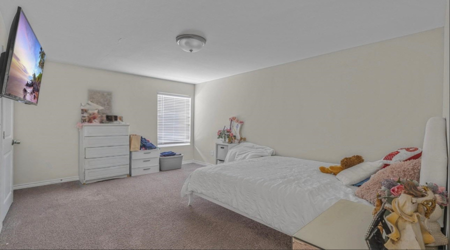 3708 Jaime Martin, Laredo, Texas 78046, 4 Bedrooms Bedrooms, 6 Rooms Rooms,2 BathroomsBathrooms,Residential,For Sale,3708 Jaime Martin,20261438