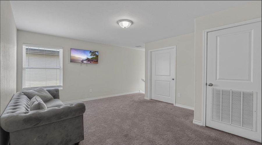 3708 Jaime Martin, Laredo, Texas 78046, 4 Bedrooms Bedrooms, 6 Rooms Rooms,2 BathroomsBathrooms,Residential,For Sale,3708 Jaime Martin,20261438