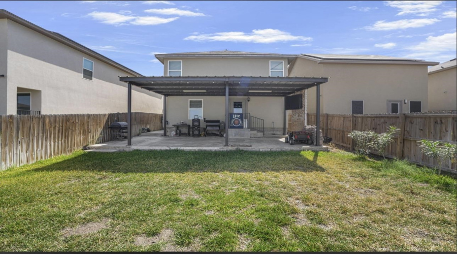 3708 Jaime Martin, Laredo, Texas 78046, 4 Bedrooms Bedrooms, 6 Rooms Rooms,2 BathroomsBathrooms,Residential,For Sale,3708 Jaime Martin,20261438