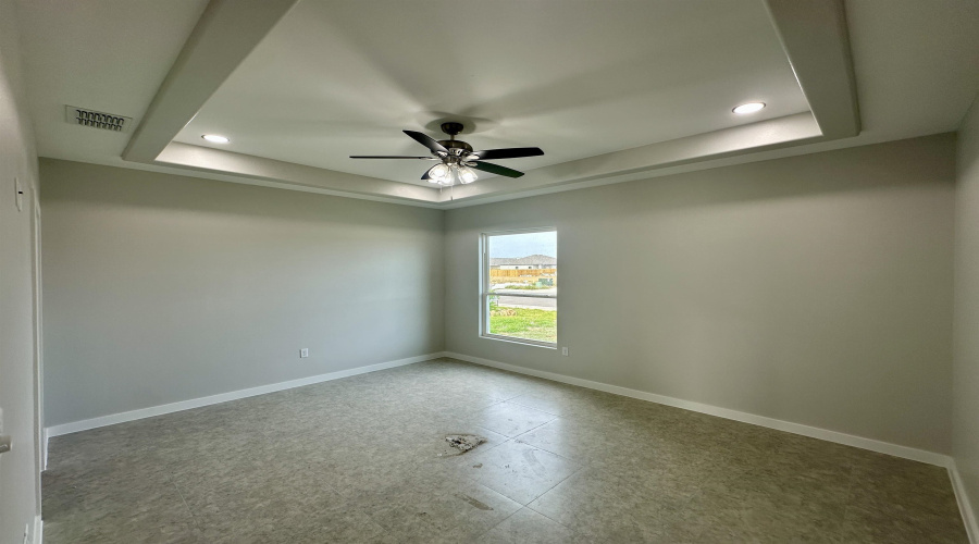 5014 Rio Seco St., Laredo, Texas 78046, 3 Bedrooms Bedrooms, 6 Rooms Rooms,2 BathroomsBathrooms,Residential,For Sale,5014 Rio Seco St.,20261439