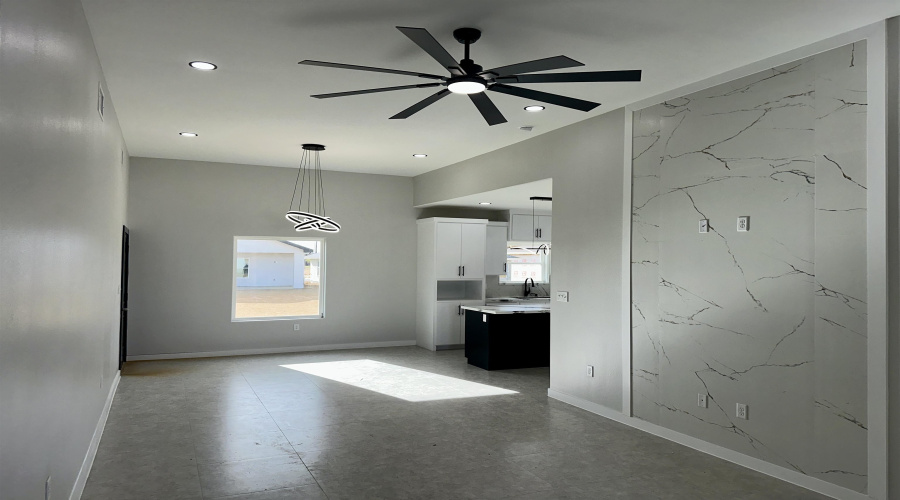 5014 Rio Seco St., Laredo, Texas 78046, 3 Bedrooms Bedrooms, 6 Rooms Rooms,2 BathroomsBathrooms,Residential,For Sale,5014 Rio Seco St.,20261439