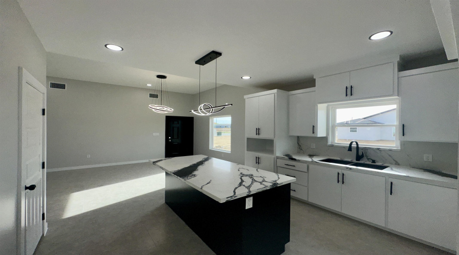 5014 Rio Seco St., Laredo, Texas 78046, 3 Bedrooms Bedrooms, 6 Rooms Rooms,2 BathroomsBathrooms,Residential,For Sale,5014 Rio Seco St.,20261439