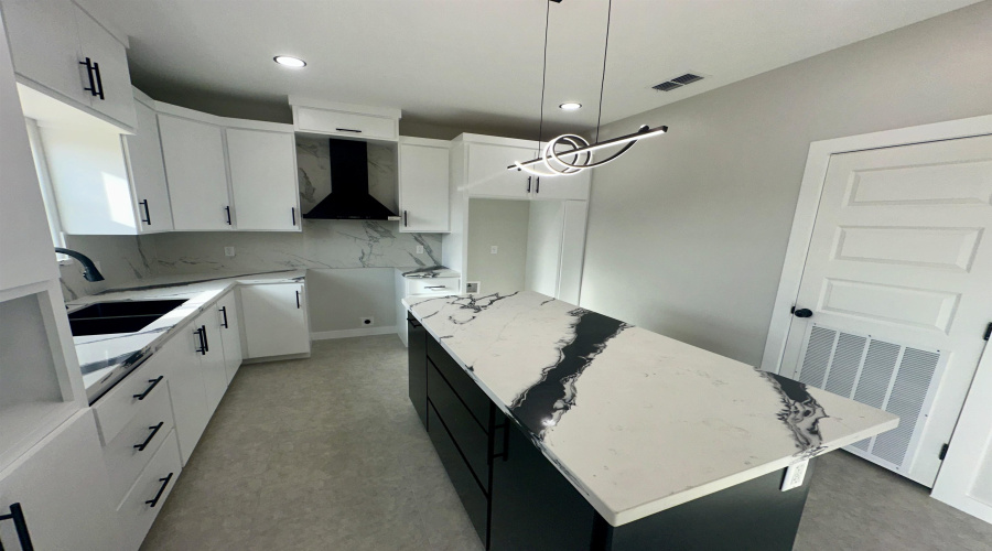 5014 Rio Seco St., Laredo, Texas 78046, 3 Bedrooms Bedrooms, 6 Rooms Rooms,2 BathroomsBathrooms,Residential,For Sale,5014 Rio Seco St.,20261439