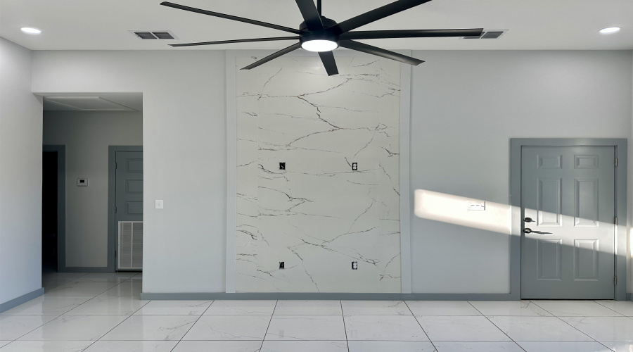 5014 Luna Grande Lp., Laredo, Texas 78046, 3 Bedrooms Bedrooms, 6 Rooms Rooms,2 BathroomsBathrooms,Residential,For Sale,5014 Luna Grande Lp.,20261440