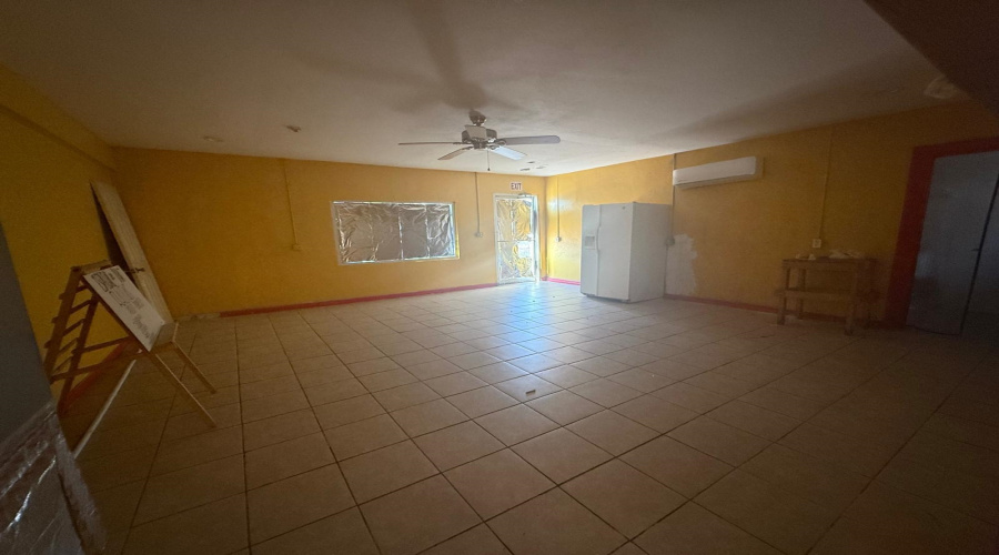 1402 Centeno Ln, Rio Bravo, Texas 78046, 1 Room Rooms,2 BathroomsBathrooms,Commercial retail/office,For Sale,1402 Centeno Ln,20261444