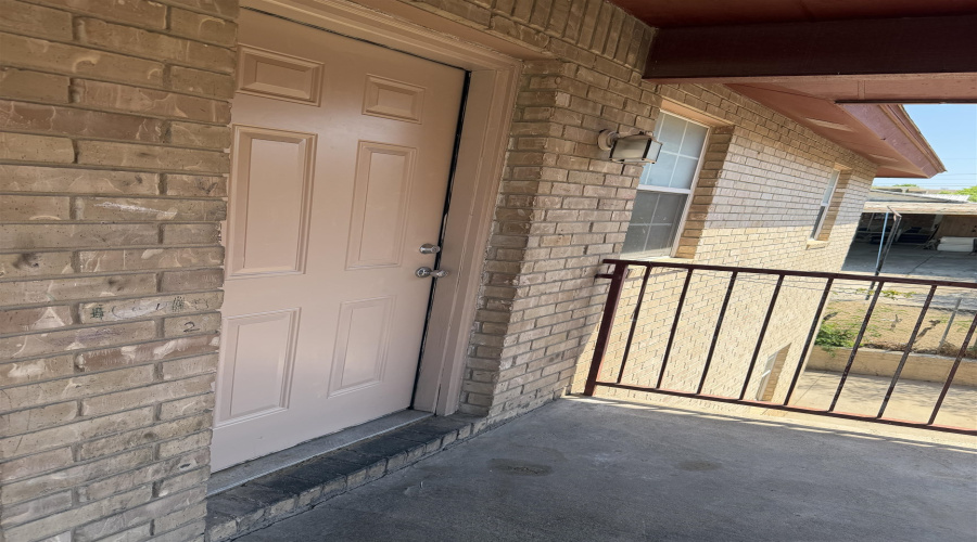 2605 Springfield Ave, Laredo, Texas 78040, 2 Bedrooms Bedrooms, 4 Rooms Rooms,1 BathroomBathrooms,Residential,For Rent,2605 Springfield Ave,20261441