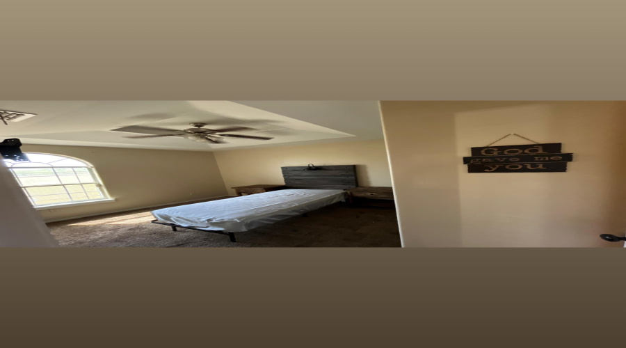 37 Los Lobos Blvd., Hebbronville, Texas 78361, 3 Bedrooms Bedrooms, 5 Rooms Rooms,2 BathroomsBathrooms,Residential,For Sale,37 Los Lobos Blvd.,20261443