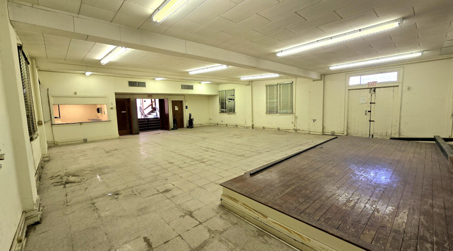 1019 Main Ave, Laredo, Texas 78040-4962, ,2 BathroomsBathrooms,Commercial retail/office,For Rent,1019 Main Ave,20261446