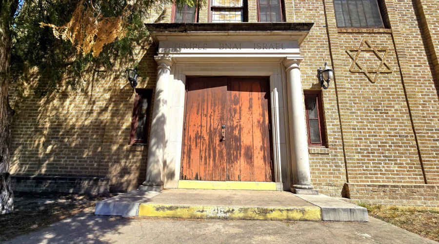 1019 Main Ave, Laredo, Texas 78040-4962, ,2 BathroomsBathrooms,Commercial retail/office,For Rent,1019 Main Ave,20261446