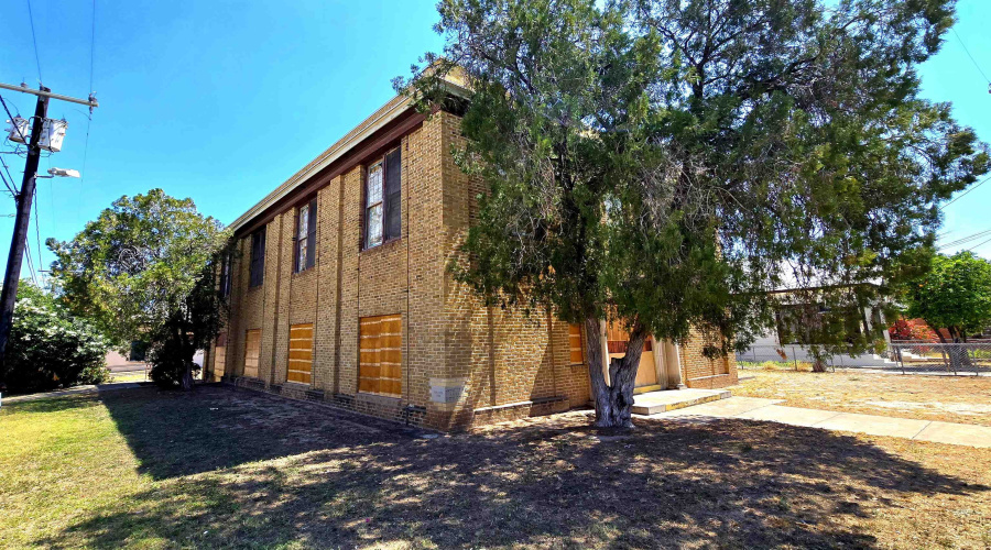 1019 Main Ave, Laredo, Texas 78040-4962, ,2 BathroomsBathrooms,Commercial retail/office,For Rent,1019 Main Ave,20261446