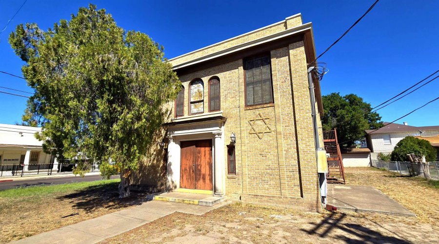 1019 Main Ave, Laredo, Texas 78040-4962, ,2 BathroomsBathrooms,Commercial retail/office,For Rent,1019 Main Ave,20261446