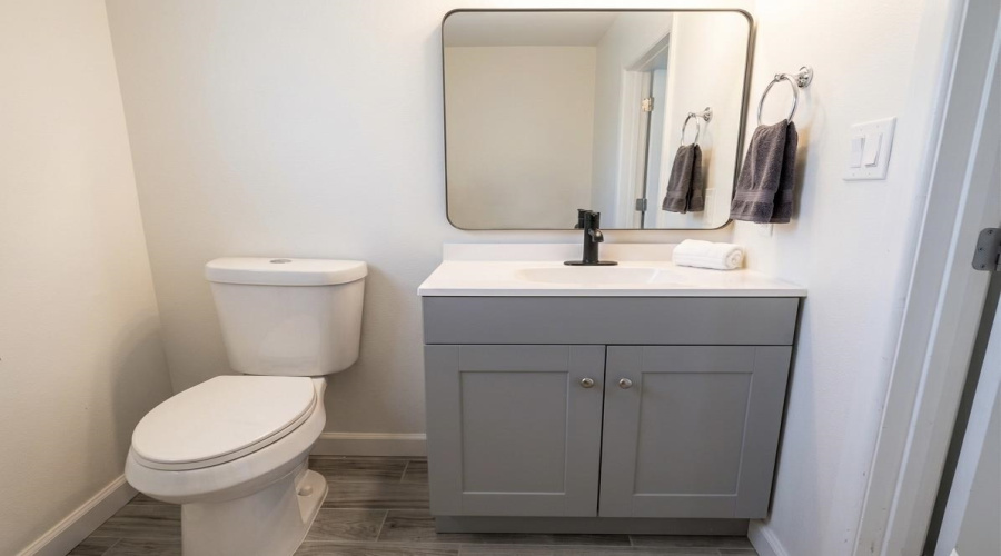 204 Esperanza Dr, Laredo, Texas 78041, 3 Bedrooms Bedrooms, 6 Rooms Rooms,2 BathroomsBathrooms,Residential,For Sale,204 Esperanza Dr,20261445