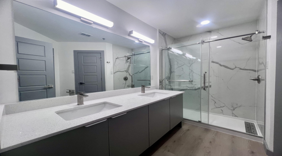 1011 Emerald Valley Dr., Laredo, Texas 78043, 3 Bedrooms Bedrooms, 5 Rooms Rooms,2 BathroomsBathrooms,Residential,For Rent,1011 Emerald Valley Dr.,20261449