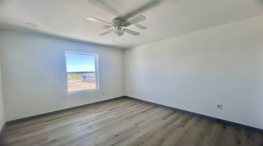 1011 Emerald Valley Dr., Laredo, Texas 78043, 3 Bedrooms Bedrooms, 5 Rooms Rooms,2 BathroomsBathrooms,Residential,For Rent,1011 Emerald Valley Dr.,20261449
