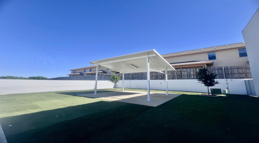 1011 Emerald Valley Dr., Laredo, Texas 78043, 3 Bedrooms Bedrooms, 5 Rooms Rooms,2 BathroomsBathrooms,Residential,For Rent,1011 Emerald Valley Dr.,20261449