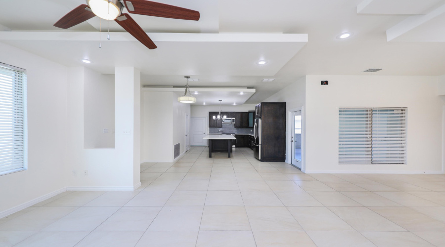 2319 Palos Lp, Laredo, Texas 78041-5940, 3 Bedrooms Bedrooms, 5 Rooms Rooms,2 BathroomsBathrooms,Residential,For Rent,2319 Palos Lp,20261451