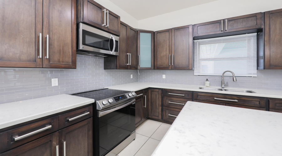 2319 Palos Lp, Laredo, Texas 78041-5940, 3 Bedrooms Bedrooms, 5 Rooms Rooms,2 BathroomsBathrooms,Residential,For Rent,2319 Palos Lp,20261451