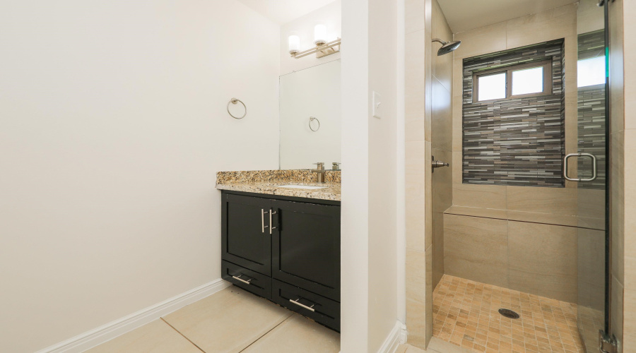 2319 Palos Lp, Laredo, Texas 78041-5940, 3 Bedrooms Bedrooms, 5 Rooms Rooms,2 BathroomsBathrooms,Residential,For Rent,2319 Palos Lp,20261451