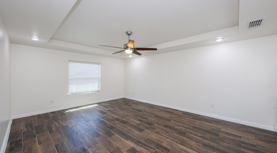 2319 Palos Lp, Laredo, Texas 78041-5940, 3 Bedrooms Bedrooms, 5 Rooms Rooms,2 BathroomsBathrooms,Residential,For Rent,2319 Palos Lp,20261451