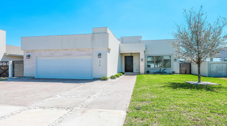 2319 Palos Lp, Laredo, Texas 78041-5940, 3 Bedrooms Bedrooms, 5 Rooms Rooms,2 BathroomsBathrooms,Residential,For Rent,2319 Palos Lp,20261451