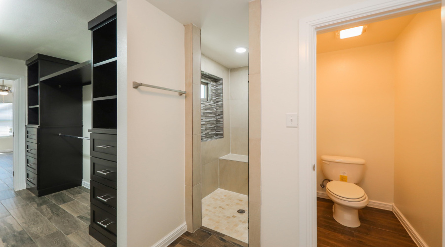 2319 Palos Lp, Laredo, Texas 78041-5940, 3 Bedrooms Bedrooms, 5 Rooms Rooms,2 BathroomsBathrooms,Residential,For Rent,2319 Palos Lp,20261451