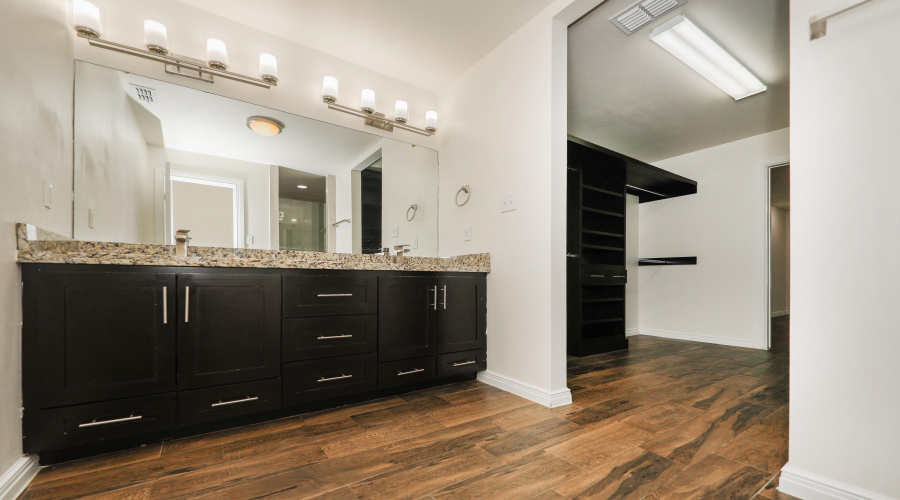 2319 Palos Lp, Laredo, Texas 78041-5940, 3 Bedrooms Bedrooms, 5 Rooms Rooms,2 BathroomsBathrooms,Residential,For Rent,2319 Palos Lp,20261451