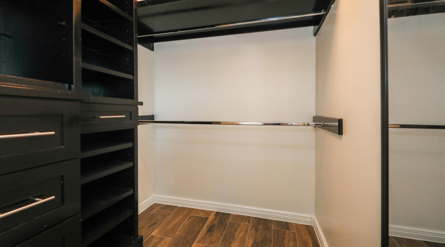 2319 Palos Lp, Laredo, Texas 78041-5940, 3 Bedrooms Bedrooms, 5 Rooms Rooms,2 BathroomsBathrooms,Residential,For Rent,2319 Palos Lp,20261451