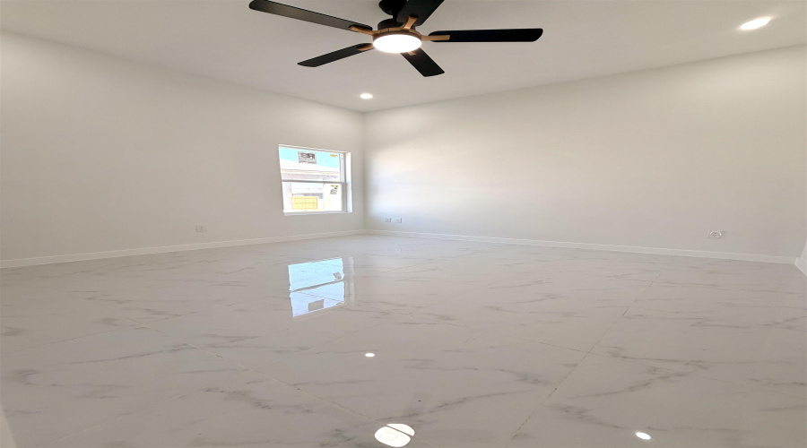 1704 Cordova Dr., Laredo, Texas 78046, 3 Bedrooms Bedrooms, 5 Rooms Rooms,2 BathroomsBathrooms,Residential,For Sale,1704 Cordova Dr.,20261453