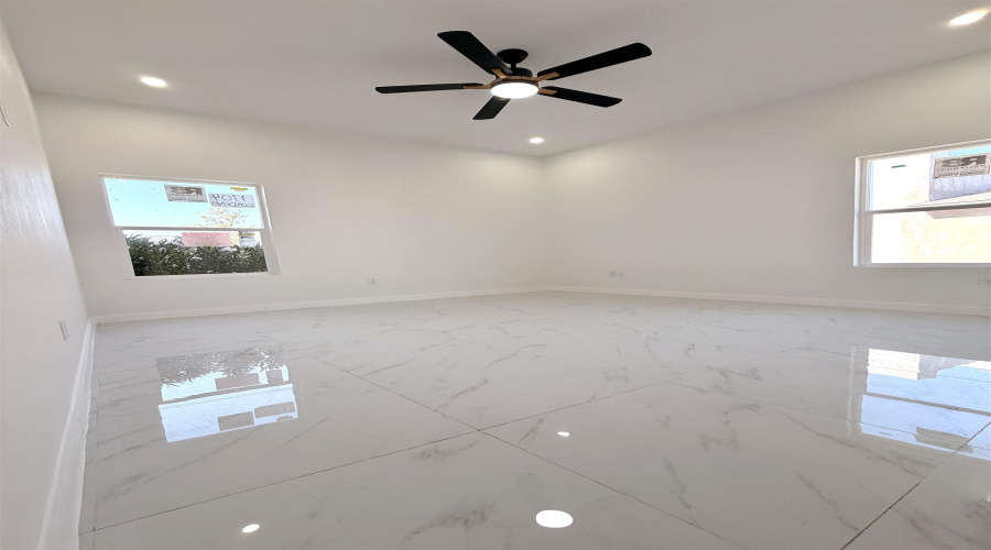 1704 Cordova Dr., Laredo, Texas 78046, 3 Bedrooms Bedrooms, 5 Rooms Rooms,2 BathroomsBathrooms,Residential,For Sale,1704 Cordova Dr.,20261453