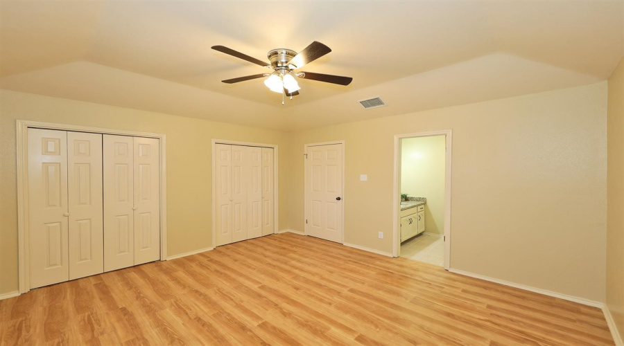 8911 McPherson Rd, Laredo, Texas 78045, 2 Bedrooms Bedrooms, 4 Rooms Rooms,2 BathroomsBathrooms,Residential,For Rent,8911 McPherson Rd,20261455