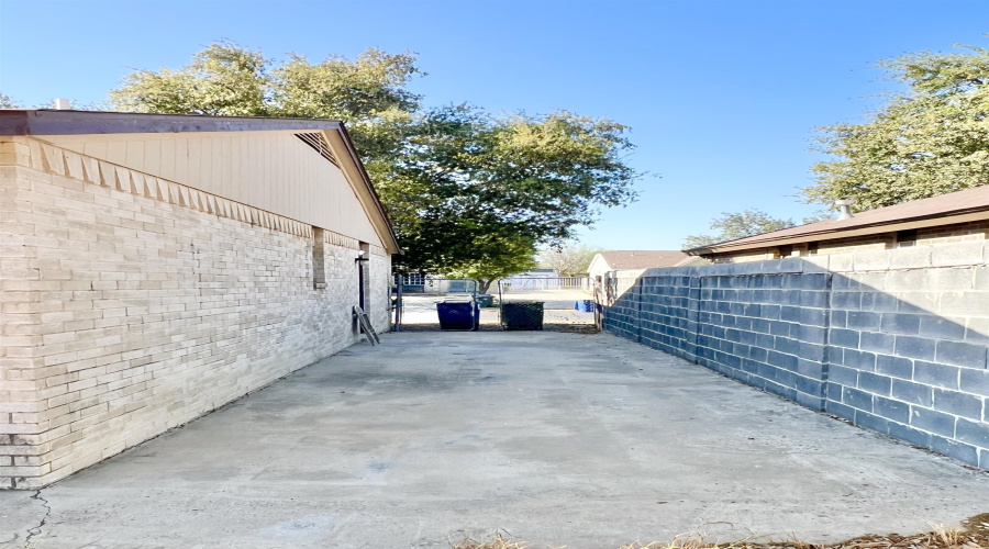 1515 Quail Creek Rd, LAREDO, Texas 78045, 3 Bedrooms Bedrooms, 5 Rooms Rooms,2 BathroomsBathrooms,Residential,For Rent,1515 Quail Creek Rd,20261457