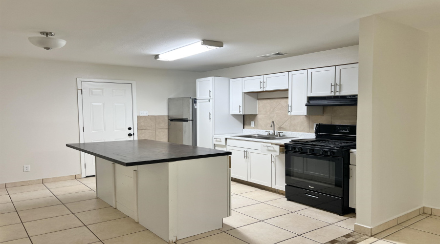 1515 Quail Creek Rd, LAREDO, Texas 78045, 3 Bedrooms Bedrooms, 5 Rooms Rooms,2 BathroomsBathrooms,Residential,For Rent,1515 Quail Creek Rd,20261457