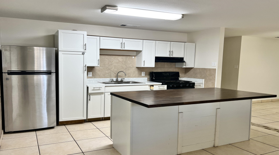 1515 Quail Creek Rd, LAREDO, Texas 78045, 3 Bedrooms Bedrooms, 5 Rooms Rooms,2 BathroomsBathrooms,Residential,For Rent,1515 Quail Creek Rd,20261457