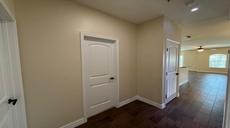 8216 Casa Verde Rd, Laredo, Texas 78041, 2 Bedrooms Bedrooms, 3 Rooms Rooms,2 BathroomsBathrooms,Residential,For Rent,8216 Casa Verde Rd,20261459