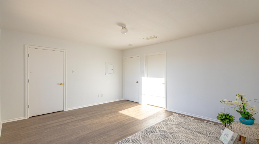 322 Ocean Dr, LAREDO, Texas 78043, 3 Bedrooms Bedrooms, 5 Rooms Rooms,2 BathroomsBathrooms,Residential,For Sale,322 Ocean Dr,20261461