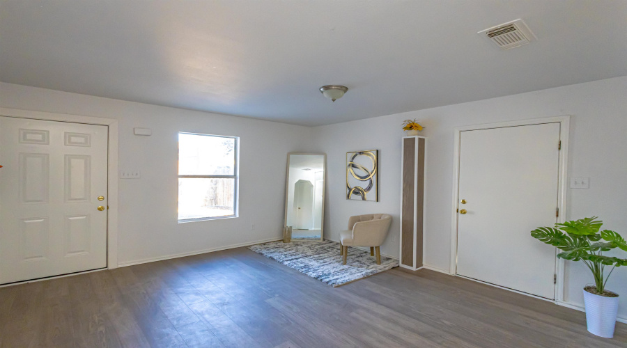 322 Ocean Dr, LAREDO, Texas 78043, 3 Bedrooms Bedrooms, 5 Rooms Rooms,2 BathroomsBathrooms,Residential,For Sale,322 Ocean Dr,20261461