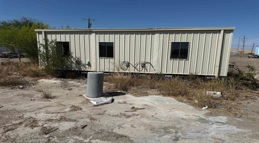 6141 TX State Hwy 359, Laredo, Texas 78045-1918, 1 Bedroom Bedrooms, 51 Rooms Rooms,2 BathroomsBathrooms,Commercial/industrial,For Rent,6141 TX State Hwy 359,20261468