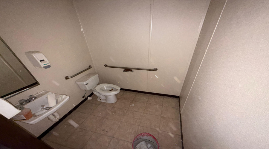 6141 TX State Hwy 359, Laredo, Texas 78045-1918, 1 Bedroom Bedrooms, 51 Rooms Rooms,2 BathroomsBathrooms,Commercial/industrial,For Rent,6141 TX State Hwy 359,20261468