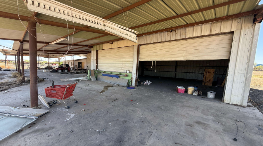 6141 TX State Hwy 359, Laredo, Texas 78045-1918, 1 Bedroom Bedrooms, 51 Rooms Rooms,2 BathroomsBathrooms,Commercial/industrial,For Rent,6141 TX State Hwy 359,20261468