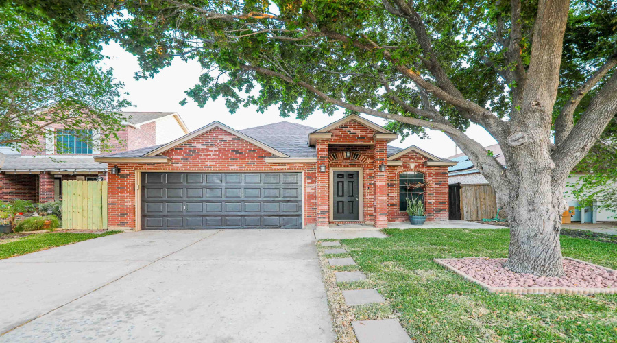 907 Palafox Dr, LAREDO, Texas 78045, 4 Bedrooms Bedrooms, 6 Rooms Rooms,2 BathroomsBathrooms,Residential,For Sale,907 Palafox Dr,20261462