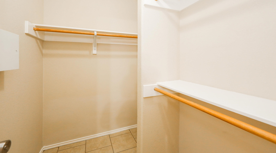 907 Palafox Dr, LAREDO, Texas 78045, 4 Bedrooms Bedrooms, 6 Rooms Rooms,2 BathroomsBathrooms,Residential,For Sale,907 Palafox Dr,20261462