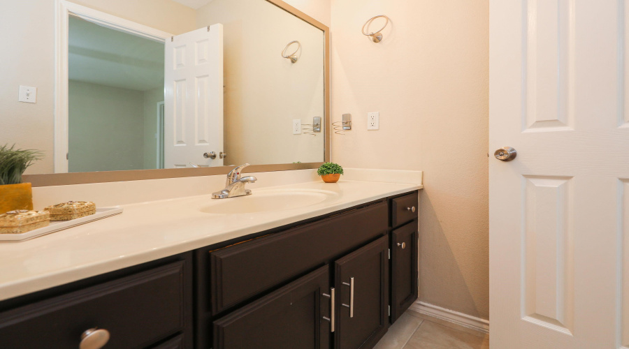 907 Palafox Dr, LAREDO, Texas 78045, 4 Bedrooms Bedrooms, 6 Rooms Rooms,2 BathroomsBathrooms,Residential,For Sale,907 Palafox Dr,20261462