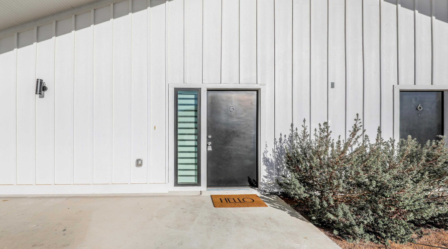 3911 Casa Blanca Lake Rd, Laredo, Texas 78041, 3 Bedrooms Bedrooms, 5 Rooms Rooms,2 BathroomsBathrooms,Residential,For Rent,3911 Casa Blanca Lake Rd,20261464