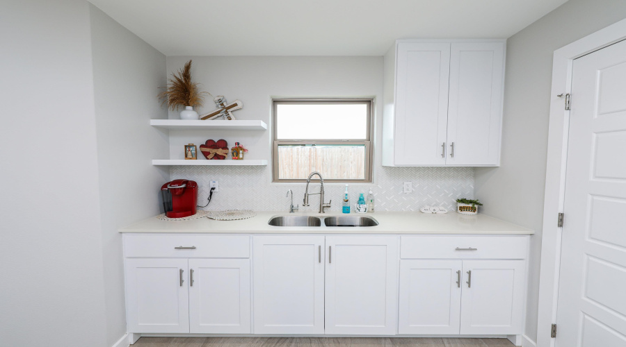 1025 La Muralla St, LAREDO, Texas 78046, 4 Bedrooms Bedrooms, 6 Rooms Rooms,2 BathroomsBathrooms,Residential,For Rent,1025 La Muralla St,20261466