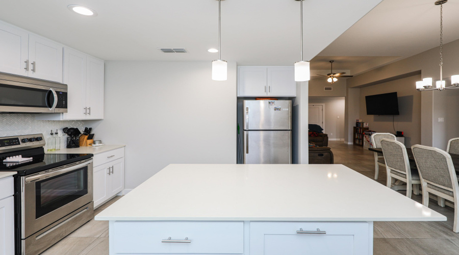 1025 La Muralla St, LAREDO, Texas 78046, 4 Bedrooms Bedrooms, 6 Rooms Rooms,2 BathroomsBathrooms,Residential,For Rent,1025 La Muralla St,20261466