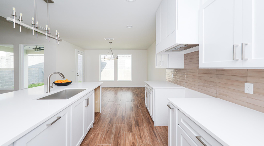 7525 Cresta Bella Street, LAREDO, Texas 78041, 3 Bedrooms Bedrooms, 6 Rooms Rooms,2 BathroomsBathrooms,Residential,For Rent,7525 Cresta Bella Street,20261467