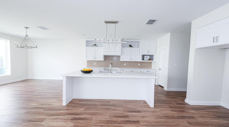 7525 Cresta Bella Street, LAREDO, Texas 78041, 3 Bedrooms Bedrooms, 6 Rooms Rooms,2 BathroomsBathrooms,Residential,For Rent,7525 Cresta Bella Street,20261467