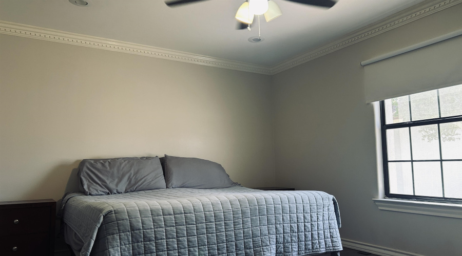 321 Lake Carnegie Ct., Laredo, Texas 78041, 3 Bedrooms Bedrooms, 8 Rooms Rooms,2 BathroomsBathrooms,Residential,For Sale,321 Lake Carnegie Ct.,20261471