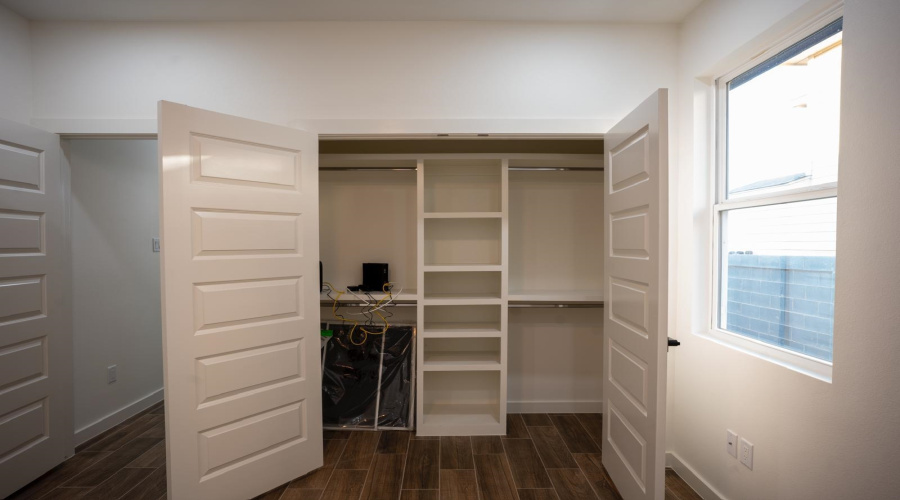 2615 Jean St, Laredo, Texas 78046, 3 Bedrooms Bedrooms, 5 Rooms Rooms,2 BathroomsBathrooms,Residential,For Sale,2615 Jean St,20261472