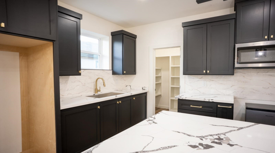 2615 Jean St, Laredo, Texas 78046, 3 Bedrooms Bedrooms, 5 Rooms Rooms,2 BathroomsBathrooms,Residential,For Sale,2615 Jean St,20261472